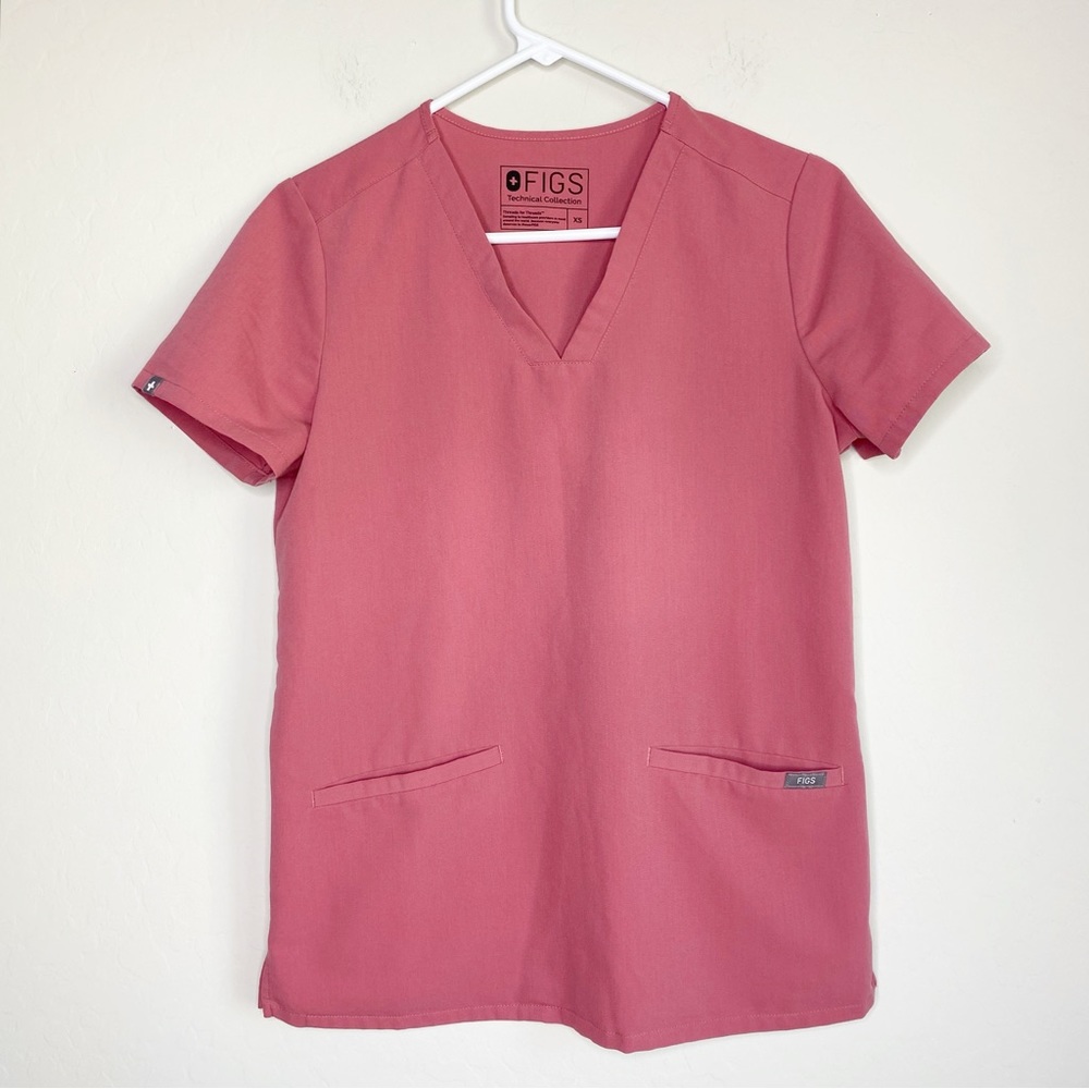 Figs Casma Three Pocket Scrub Top Mauve Size XS